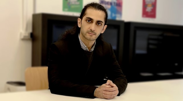 Iran's Political Evolution Through the Lens of Neo-Bonapartism: Economist Nicklas Nickel Analyzes the Historical Intersection of Power and Economics in Iran's Past